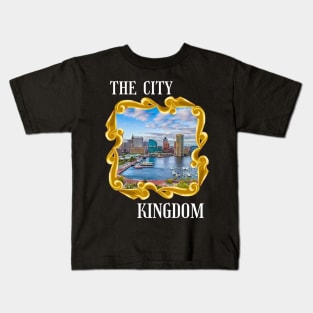 THE CITY KINGDOM DESIGN Kids T-Shirt